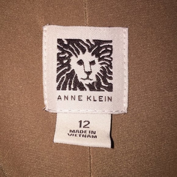 Anne Klein Cap Sleeve Fit and Flare Black Dress 12 - Picture 3 of 5